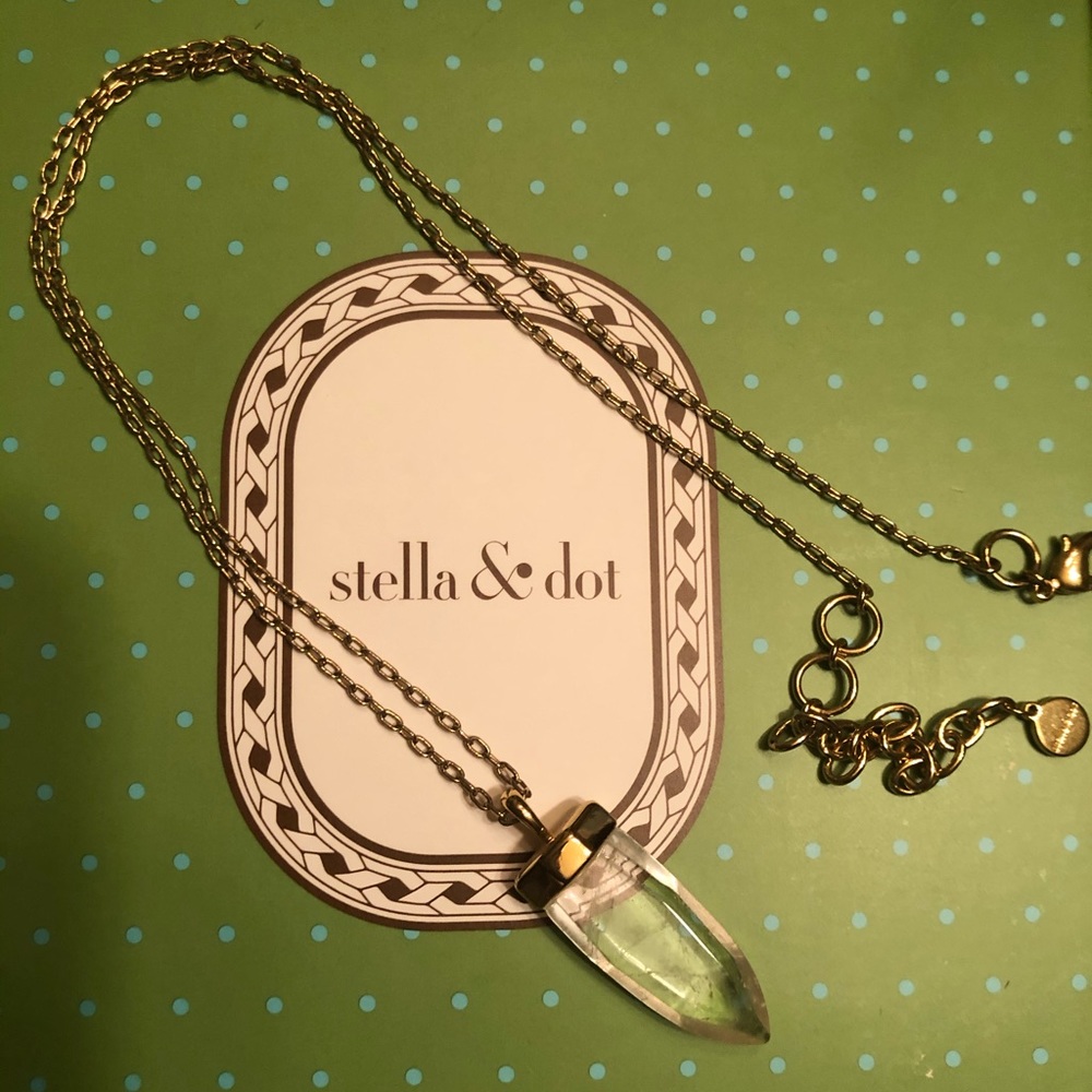 Stella & Dot Aria Necklace (short)